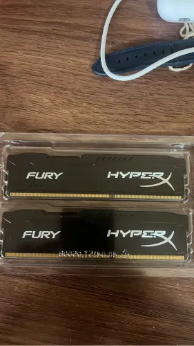 Kit Memória RAM HyperX Fury 8GB (2x4GB) DDR3