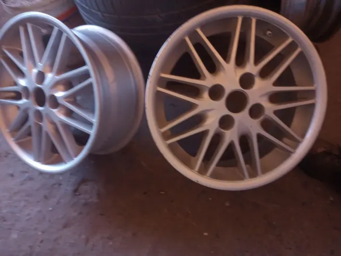 Duas rodas para carreta