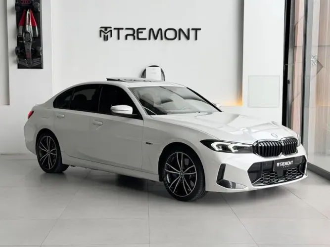 BMW 330E M Sport 2.0 Turbo Híbrido AU 2024