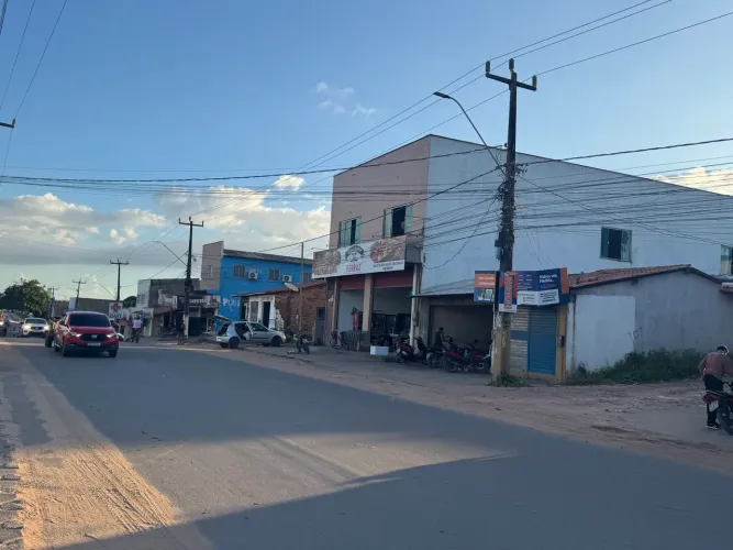 IMÓVEL EM BARREIRINHAS