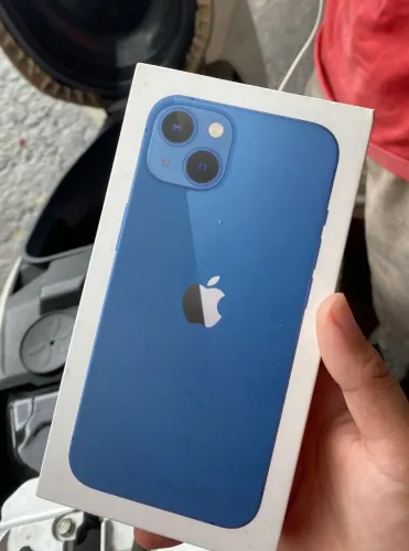 iPhone 13 azul 128g 