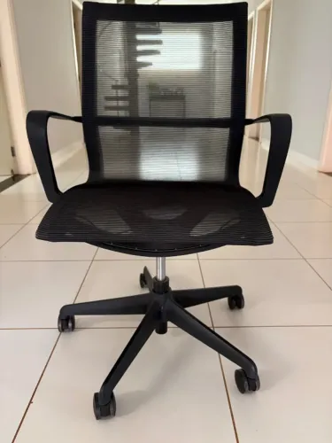 CADEIRA HERMAN MILLER SETU ORIGINAL - Design Studio 7.5 Por: R$ 999 a vista (aceito pix)