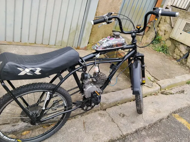 Motorizada bicicleta