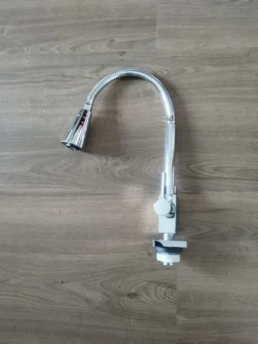 Torneira flexível de bancada p/ cozinha 