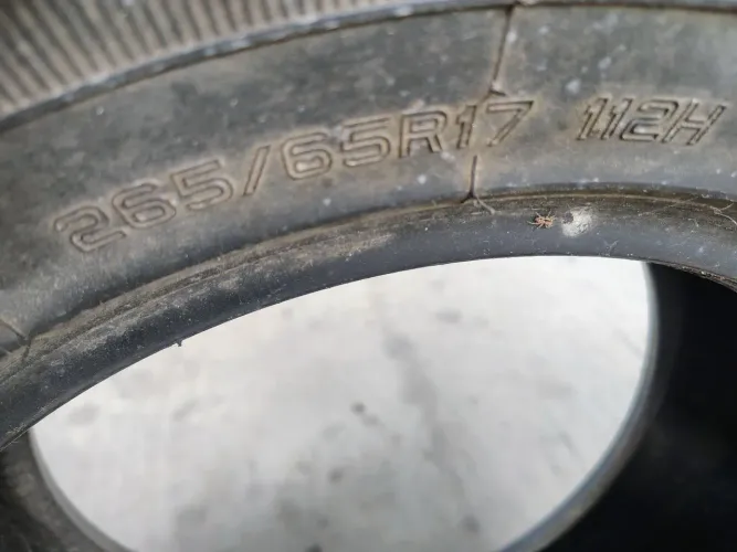 4 pneus aro 17 Hilux Prado só 500 reais