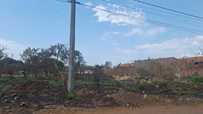 ALUGO Área Núcleo Industrial Indubrasil Jardim Inapolis 9.000 m² na linha do onibus