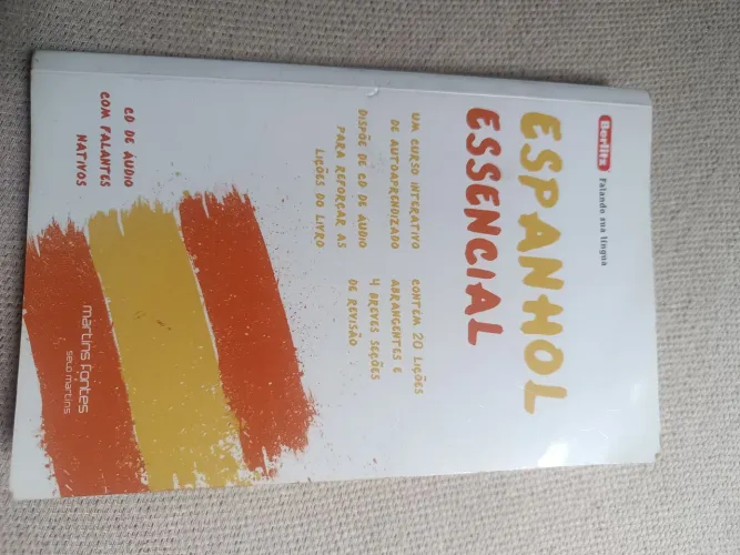 Livro Espanhol essencial