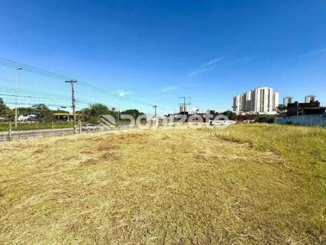 Terreno Comercial/Industrial para Aluguel em Santo André (Parque Jaçatuba)