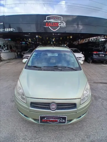 Fiat Idea Essence 1.6 Flex 16V 5P 2011