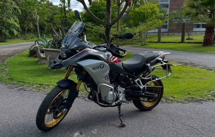 BMW F 850 GS Adventure 2020 - Apenas 15.000 km | Estado de Zero