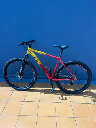 Bike GTS - Aro 29 - Quadro 21-Alumínio