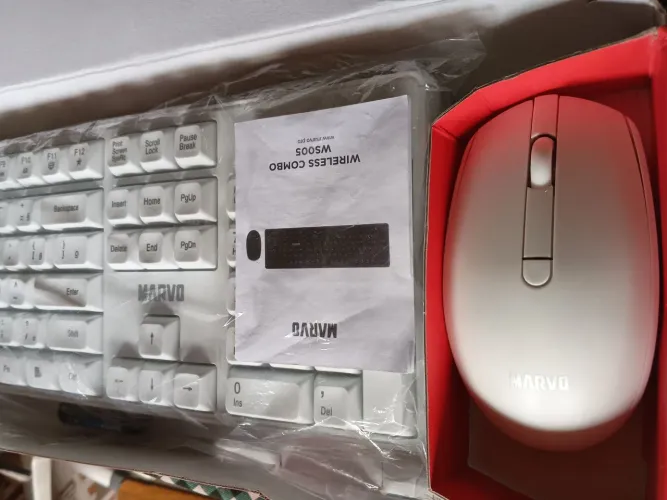 Teclado e Mouse Bluetooth Novo na Caixa Nunca usado!!