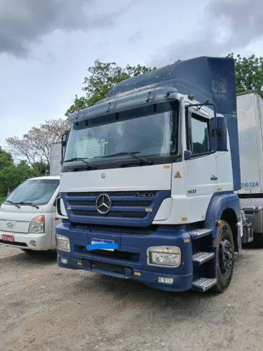 VENDO MERCEDES AXOR1933