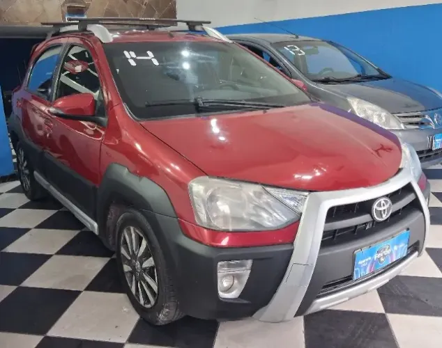 Toyota Etios Cross 1.5 Flex 16V 5P Mec. 2014
