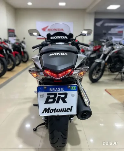 Honda Biz 125 - 2023 zero acidentes! Moto de mulher. Apenas 4168km falar com proprietário