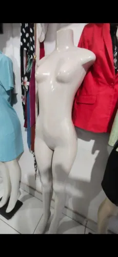 Cruzetas, busto e manequim