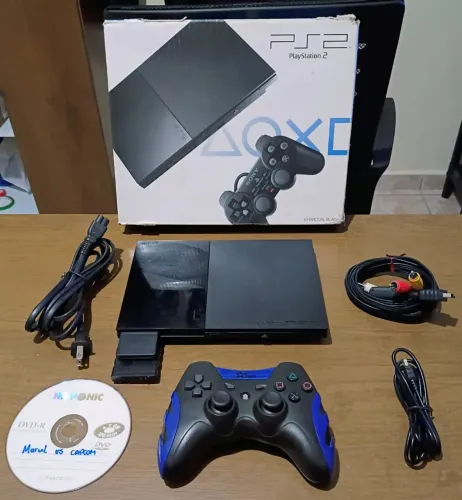 PlayStation 2 Slim Completo com Caixa + Controle Sem Fio - R$ 460