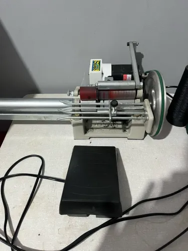 Máquina Cortadora de Tiras e Viés Starob Turbo - Portátil e Semiprofissional