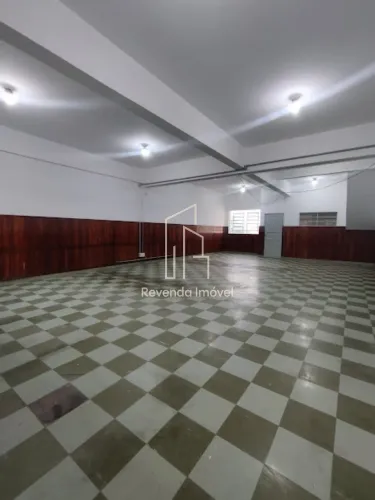 Prédio Comercial para Locação na Vila Carrão: 20 Salas e 2.113 m² em São Paulo-SP