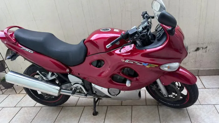 Suzuki gsxf 750 Mônica 2007