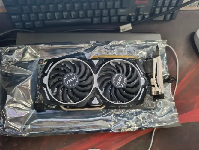 Placa de vídeo MSI RX580 ARMOR 8GB OC