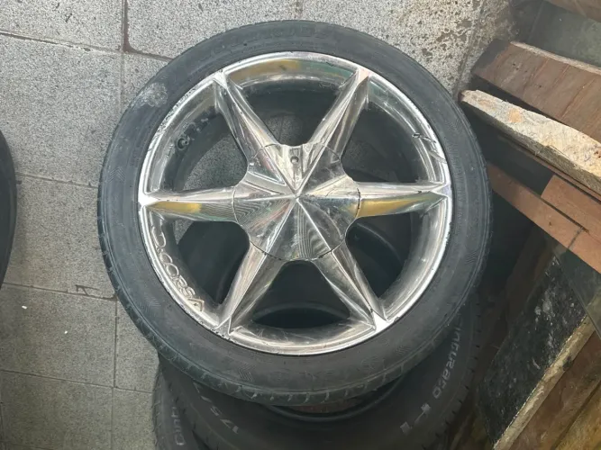 Roda 17 universal 