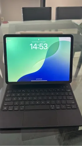 iPad Air 5 geração 10.9?Wi-Fi 64 GB Chip M1 roxo
