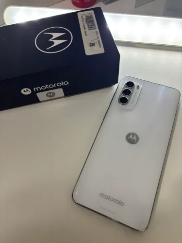 Moto G52