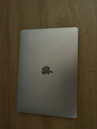 MacBook Air M1 (2020) 256GB SSD | Excelente estado | Caixa + Carregador Original