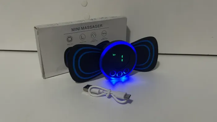 Mini massageador elétrico