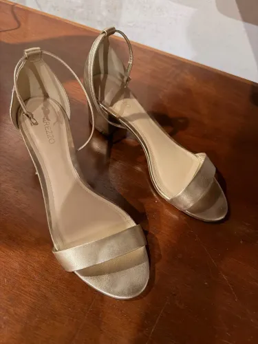 Sapato Arezzo