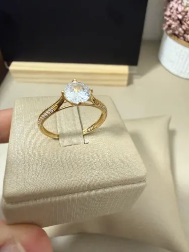 Anel ouro 18k, peso 1.8gr, numeração 17
