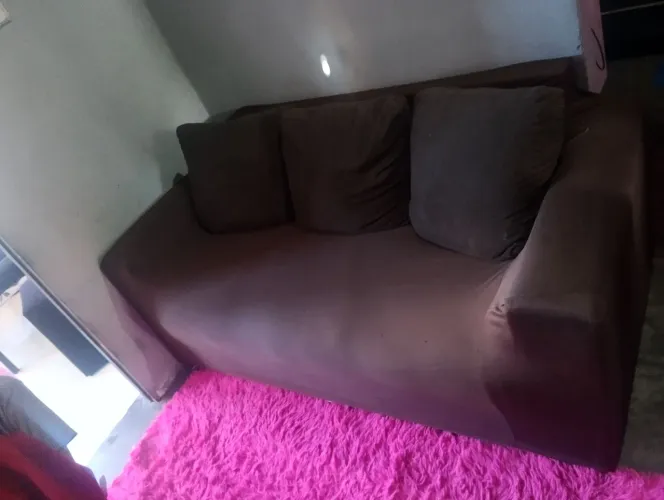 Sofá 3 lugares 