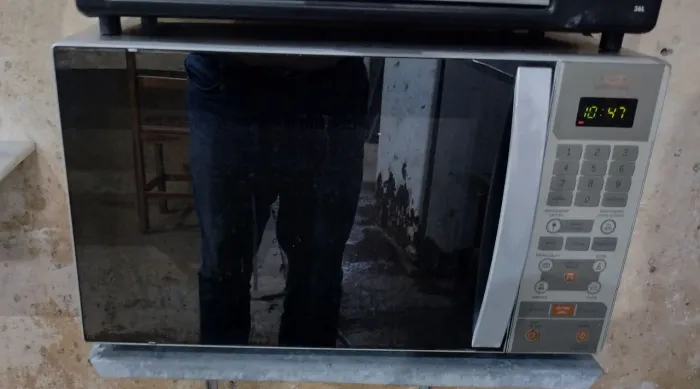 Microondas inox 30LT Brastemp maxi gratine