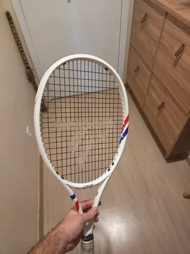 Raquete de Tênis Tecnifibre Tfight 305s