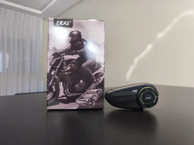Intercomunicador Ejeas Q8 Fone Bluetooth Moto Capacete