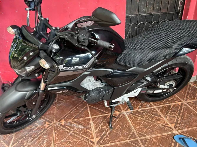 Fz 15 23/24