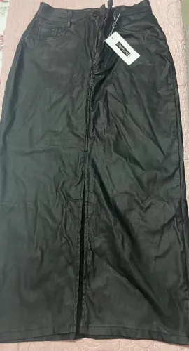 Saia longa e blusa crochê