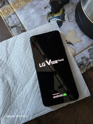 Smartphone LG V50S Quad dac hires Leia o Anúncio!