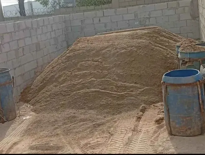 Areia lávada média 