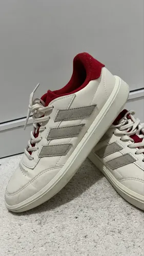Tênis Adidas Courtblock original, tamanho 42.