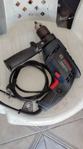 Furadeira Bosch Profissional 650w