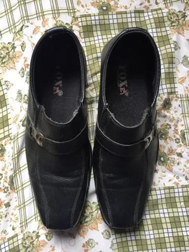 Sapato de couro 
