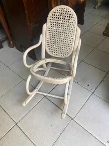 Cadeira De Balanço Thonet Infantil
