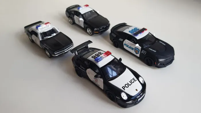 Miniaturas Carros de Polícia Americana