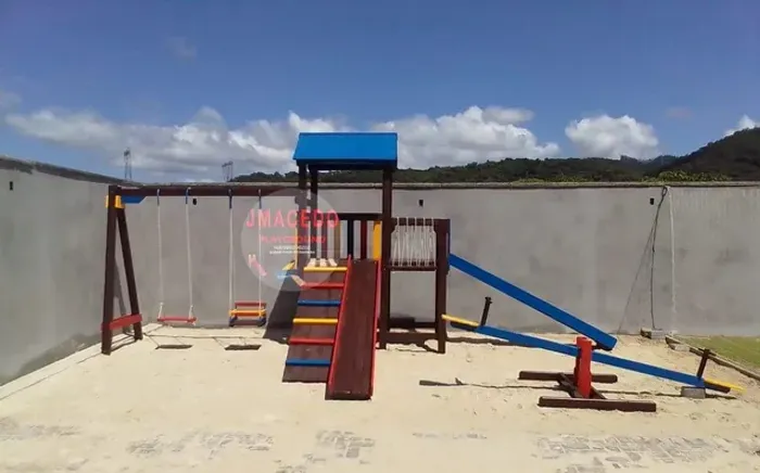Parquinho infantil + gangorra 
