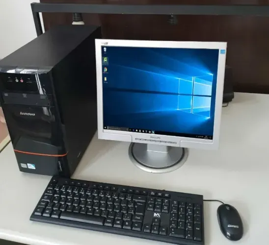 Computador Completo Com Monitor Pronto para Usar com Internet Sem fio