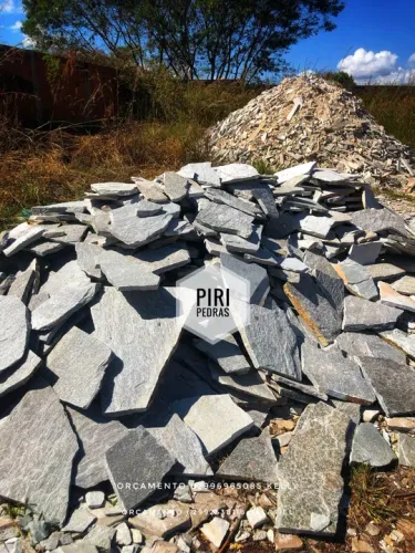 PEDRA DE PIRENÓPOLIS /BORDA DE PISCINA