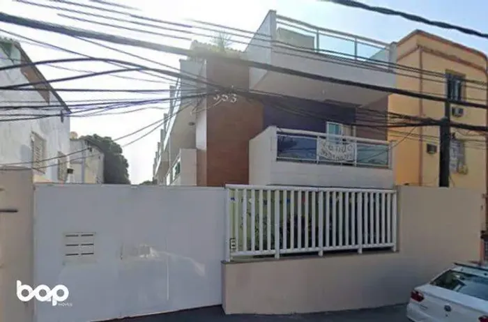 Casa Triplex à Venda em Piedade Conforto, Espaço e Excelente Localização!