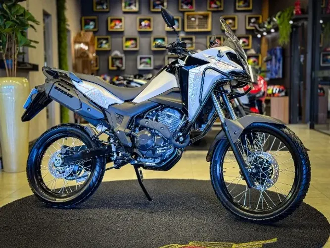 HONDA SAHARA 300 ADVENTURE 2026